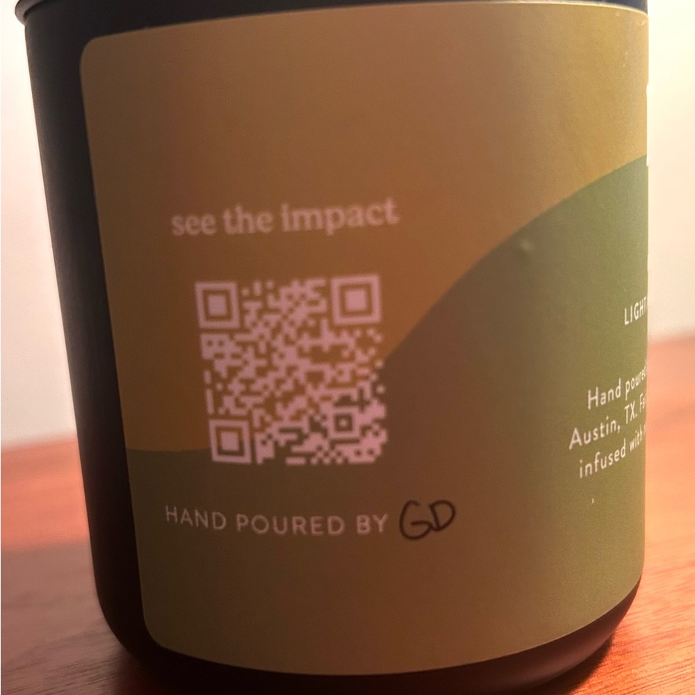 NEW Kandu Citronella Mint 8oz. candle. First photo is stock. Item is brand new. - Picture 3 of 6